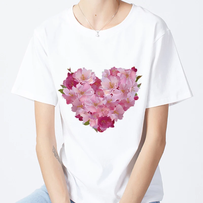 

Новая летняя женская футболка с розовым сердцем и цветочным принтом, Повседневная футболка Harajuku, подарок 90s, женская футболка Yong Girl, Прямая поставка