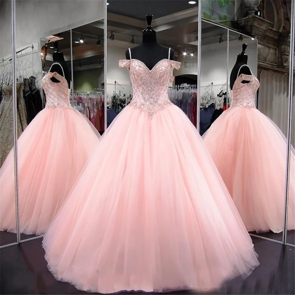 

Romantic Pink Tulle Spaghetti Straps Beading Off The Shoulder Ball Gown Quinceanera Dresses Court Train Full-Length vestido de 1