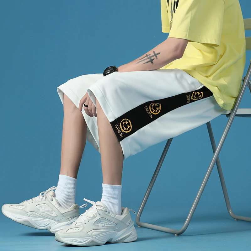 

Men's shorts sports fitness summer casual street shorts loose plus size printing shorts Korean version plus size men's clothing