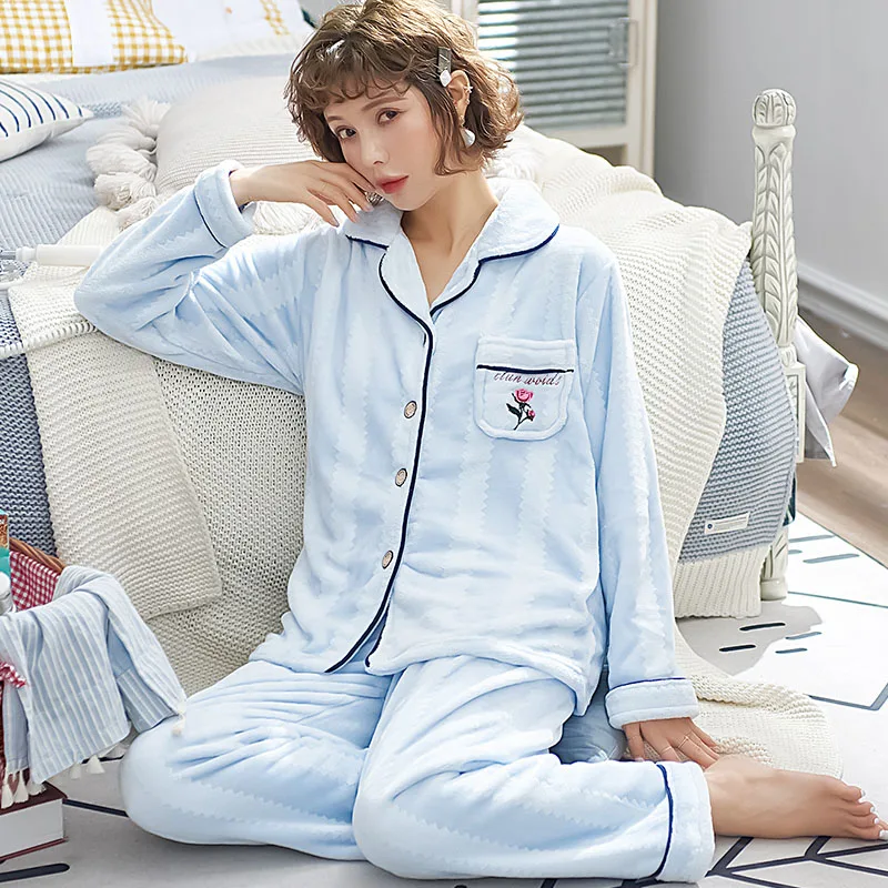 Синяя Женская бархатная Пижама с цветочной вышивкой 2019 зимняя женская домашняя