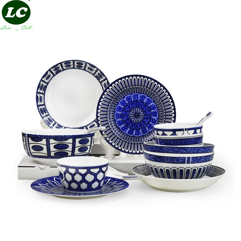 

16pcs Ceramic Dishes Plates Spoons set Household Bone china dinnerware set brief Dishes set Bowls