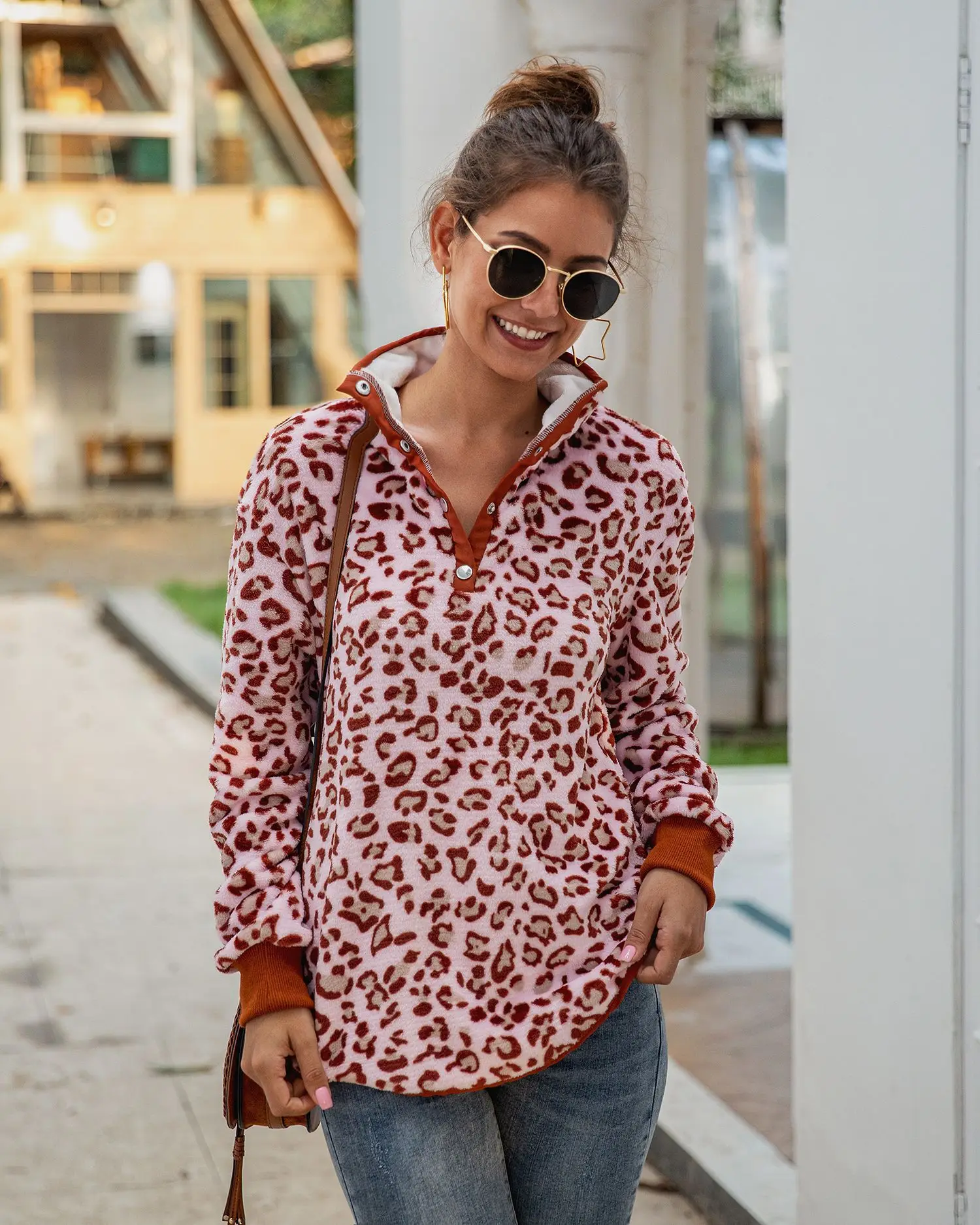 

Casual Leopard Sweatshirts Pocket Warm Autumn Winter Women Stand Collar Half Open Semicircular Hem Hoodies Slim Tops Pullovers