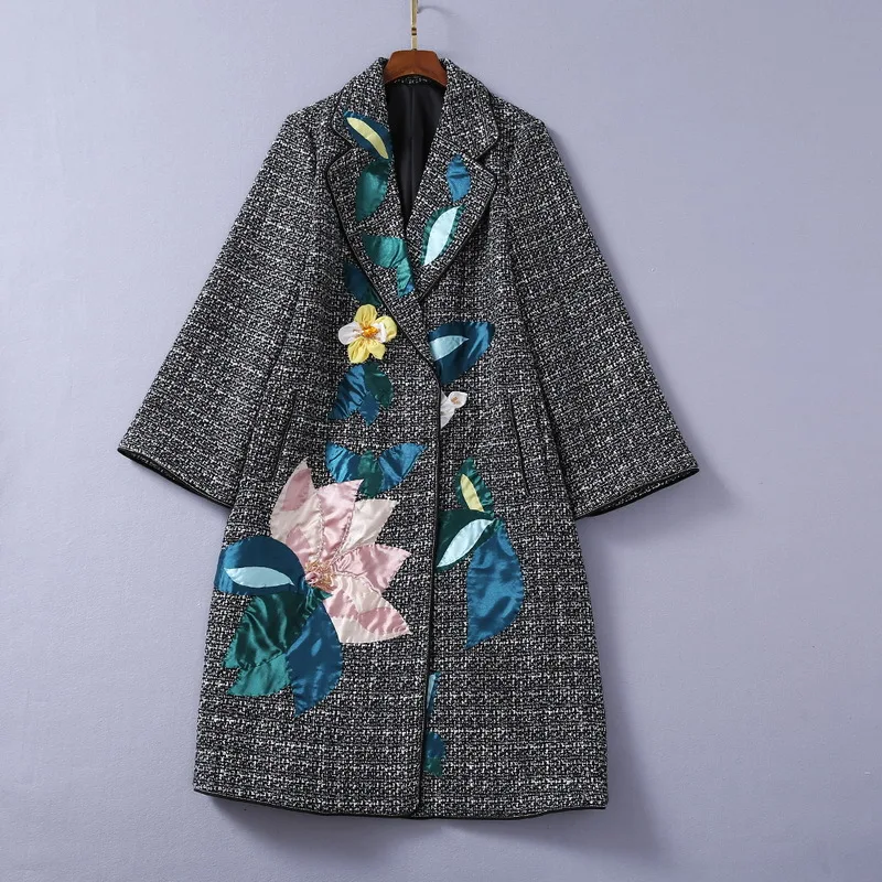 

Autumn Winter Women High quality Tweed overcoat Fashion runways floral applique beading coat C657
