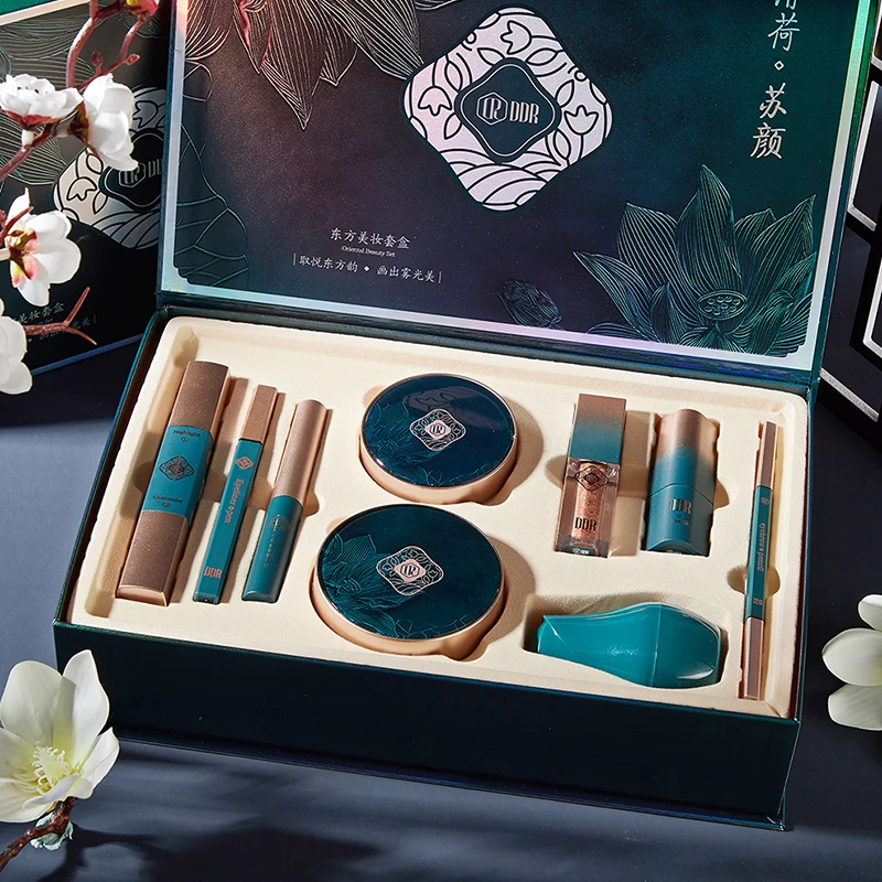 

9 шт./лот набор для Восточной красоты осветление основы губная помада консилер воздушная Подушка BB крем тени для век набор для макияжа