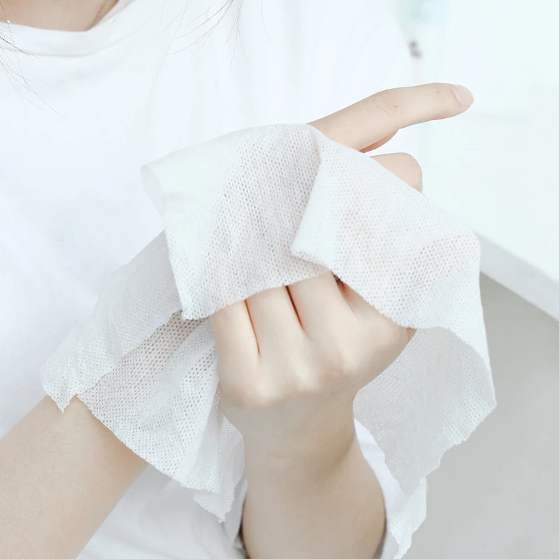

10pcs Compressed towel 22 * 20cm Outdoor Travel BBQ Disposable Towel Nonwoven Pill Towel Makeup Cleansing Towel