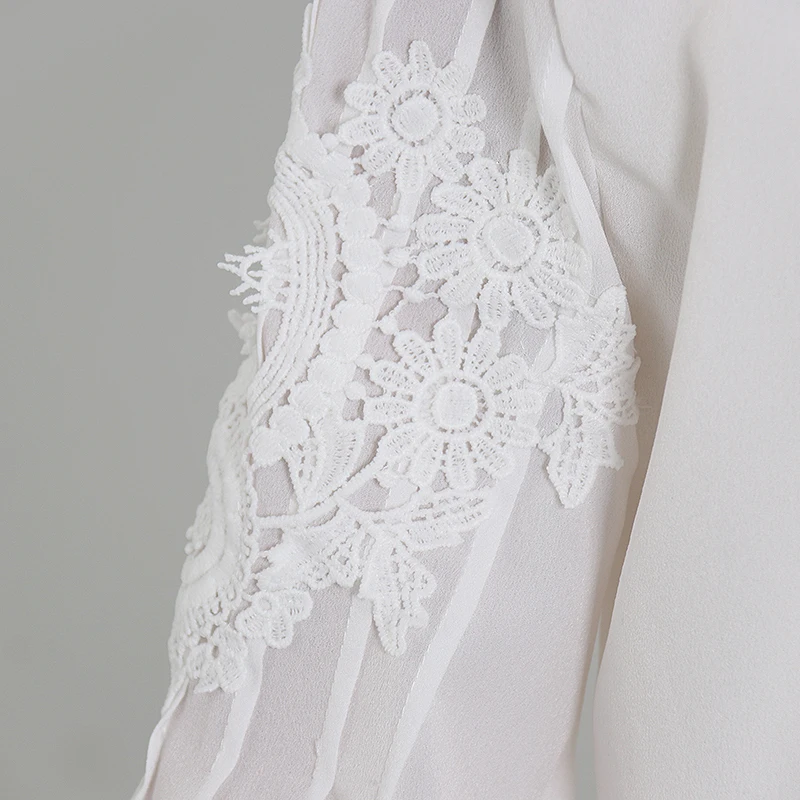 

VGH White Patchwork Lace Shirt For Women Stand Collar Long Sleeve Solid Loose Blouse Female Fashion New Clothing 2010 Autumn