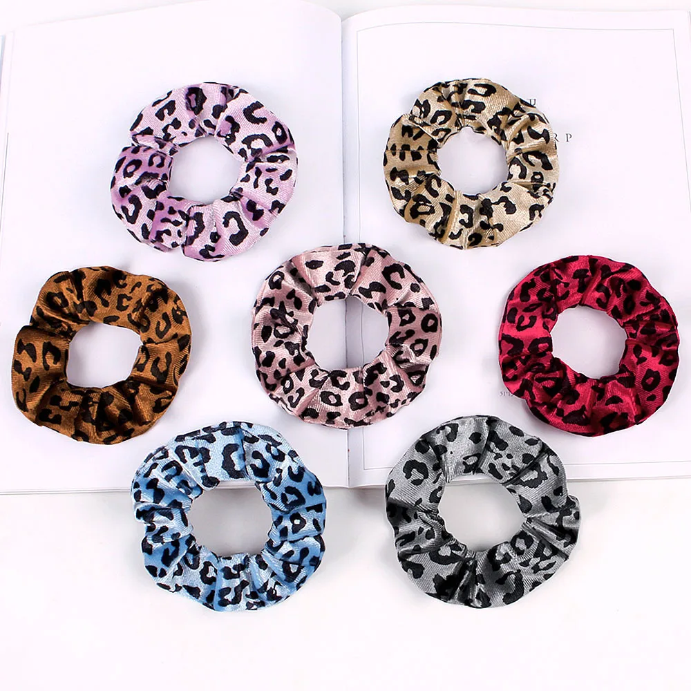 

2020 New Leopard Velvet Scrunchie Women Girls Elastic Hair Rubber Bands Accessories Tie Hair Ring Rope Ponytail Holder Headwear