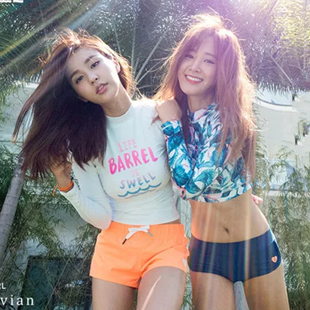 Купальник женский с длинным рукавом купальный костюм рашгардом спортивная