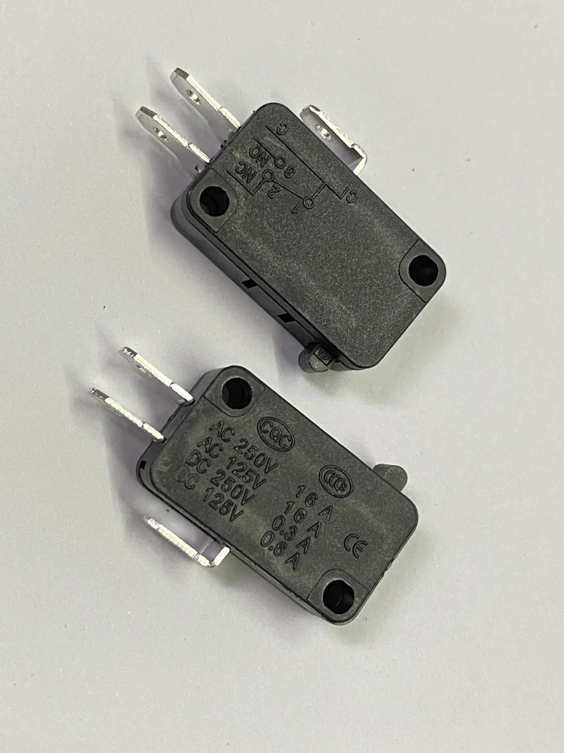 Микровыключатель KW1-103 15 А 125 в большой микровыключатель концевой для