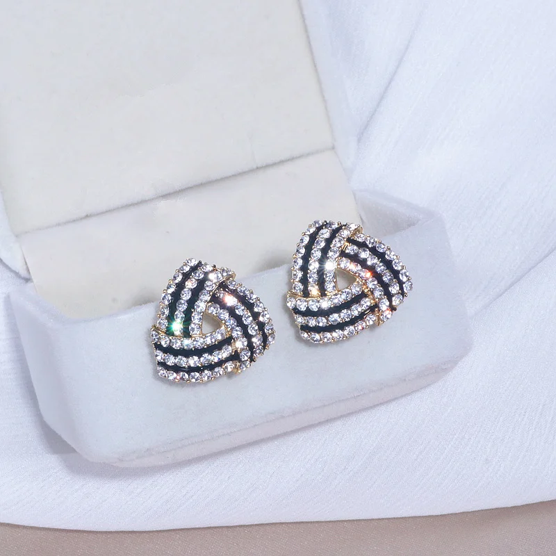 Новый дизайн простой большой серьги-гвоздики геометрической формы для женские