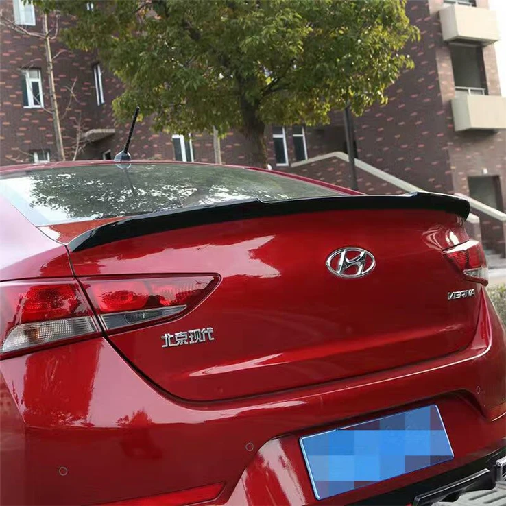 Спойлер для заднего крыла автомобиля задний спойлер Hyundai Verna 2017 цвет грунтовки
