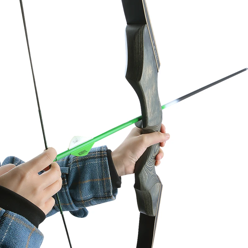 

Recurve Bow 25-60lbs 60" Archery Takedown Bow Set with Fur Bow Rest 15inches Bow Grip Outdoor Hunting Game Shooting Accessories