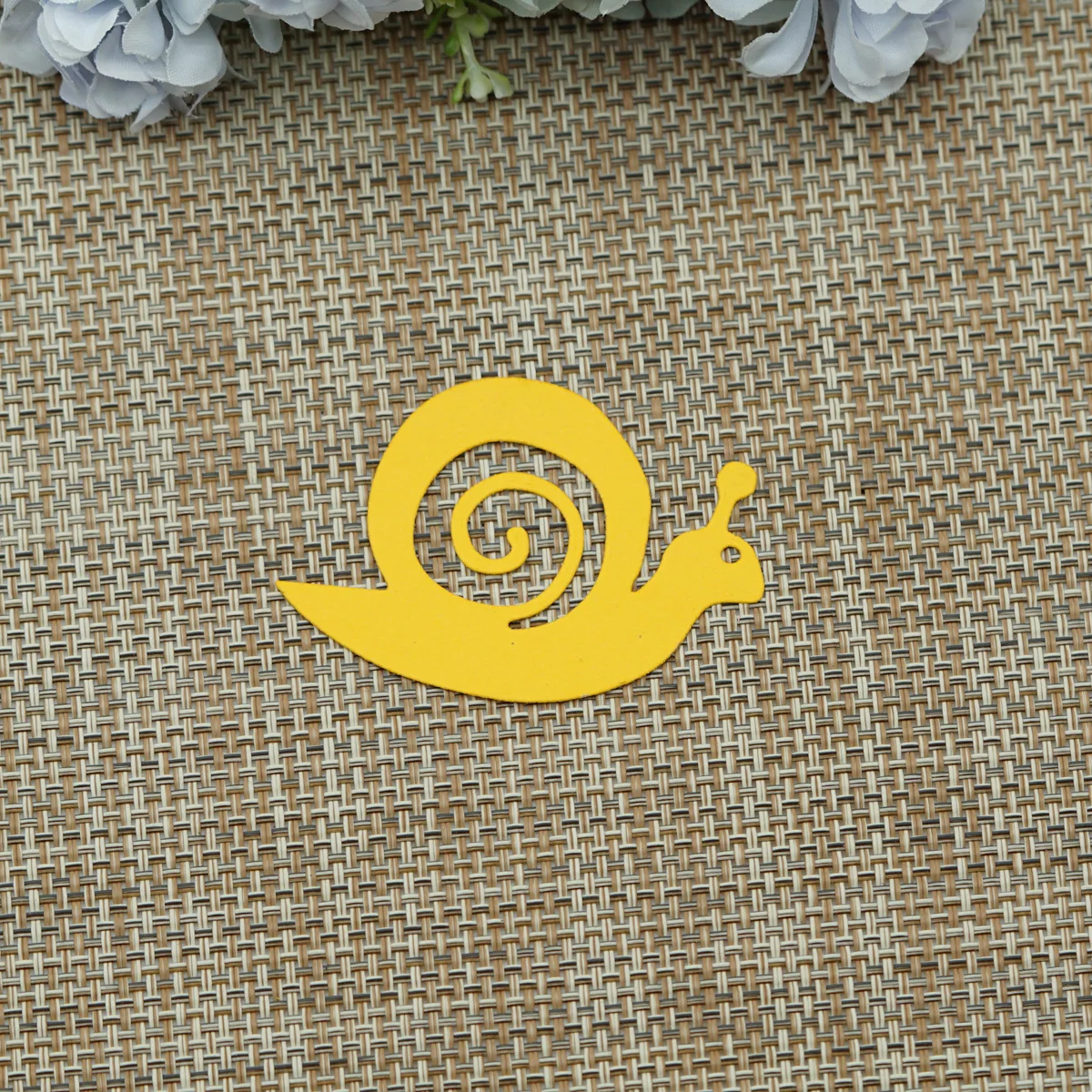 Металлические Вырубные штампы маленького размера с улиткой скрапбукинг сделай