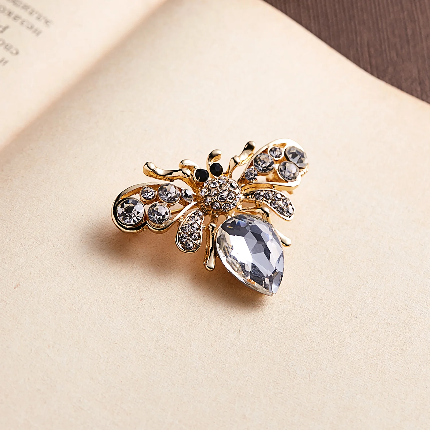 Брошь в виде животных пчелы стрекозы кошки | Украшения и аксессуары