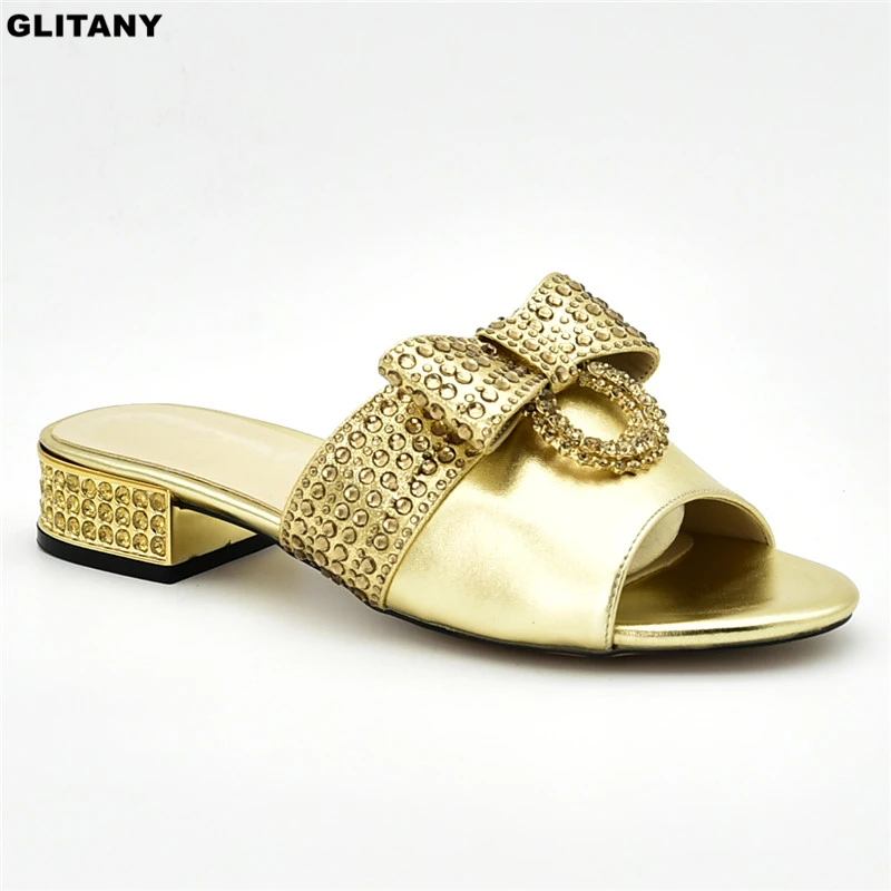 Новинка Модная женская летняя обувь Женская свадебная Женские модельные туфли с