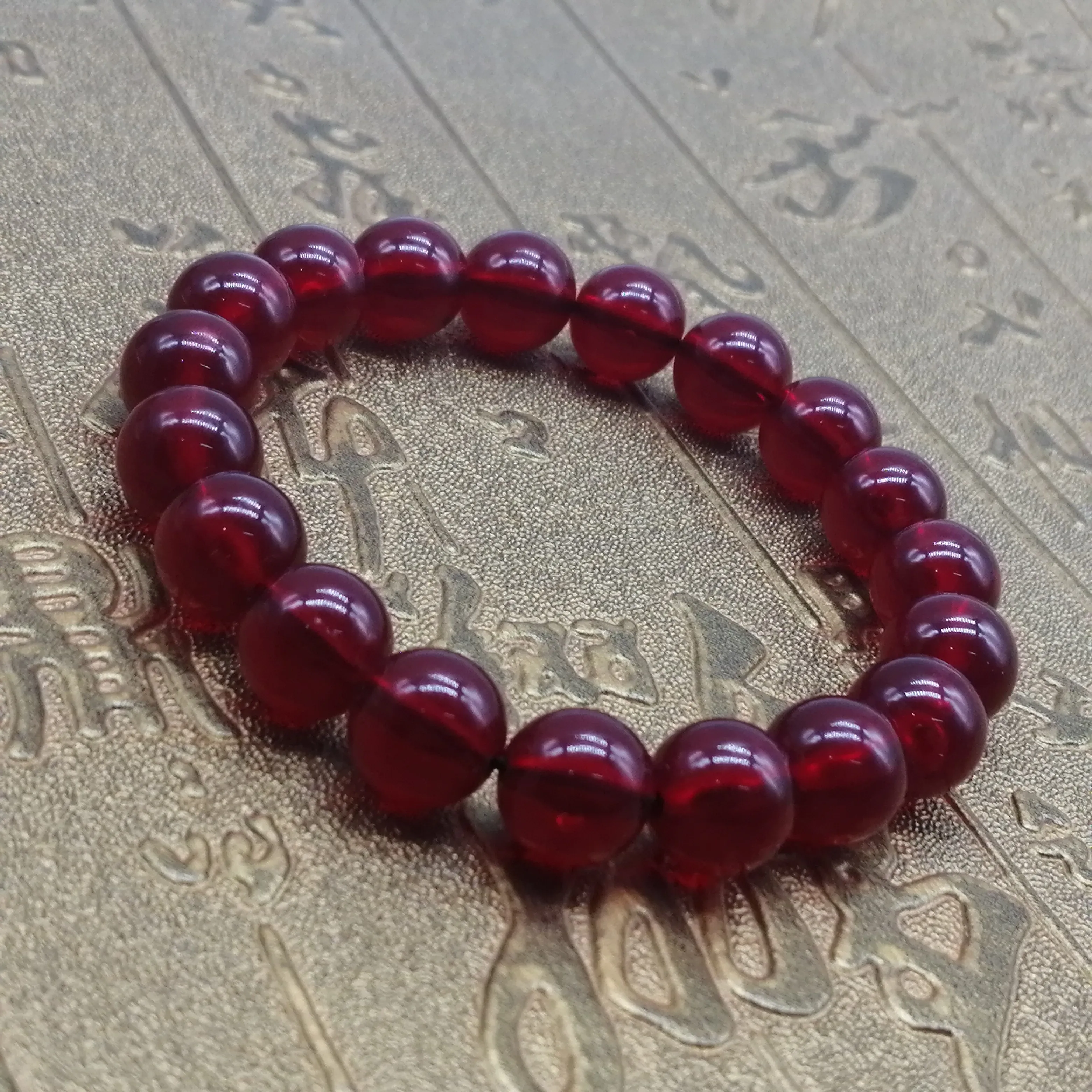 

Натуральный Балтийский янтарный браслет для мужчин и женщин, браслет из драгоценных камней, настоящая красная бусина янтарного цвета, элас...