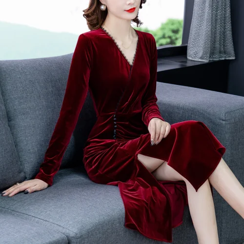 Женское бархатное платье с юбкой годе красное оборками Роскошная Одежда для