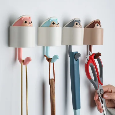 

Creative home decoration cartoon animal squirrel head hidden storage bathroom hook paste wall hook 2021 children's cute gift