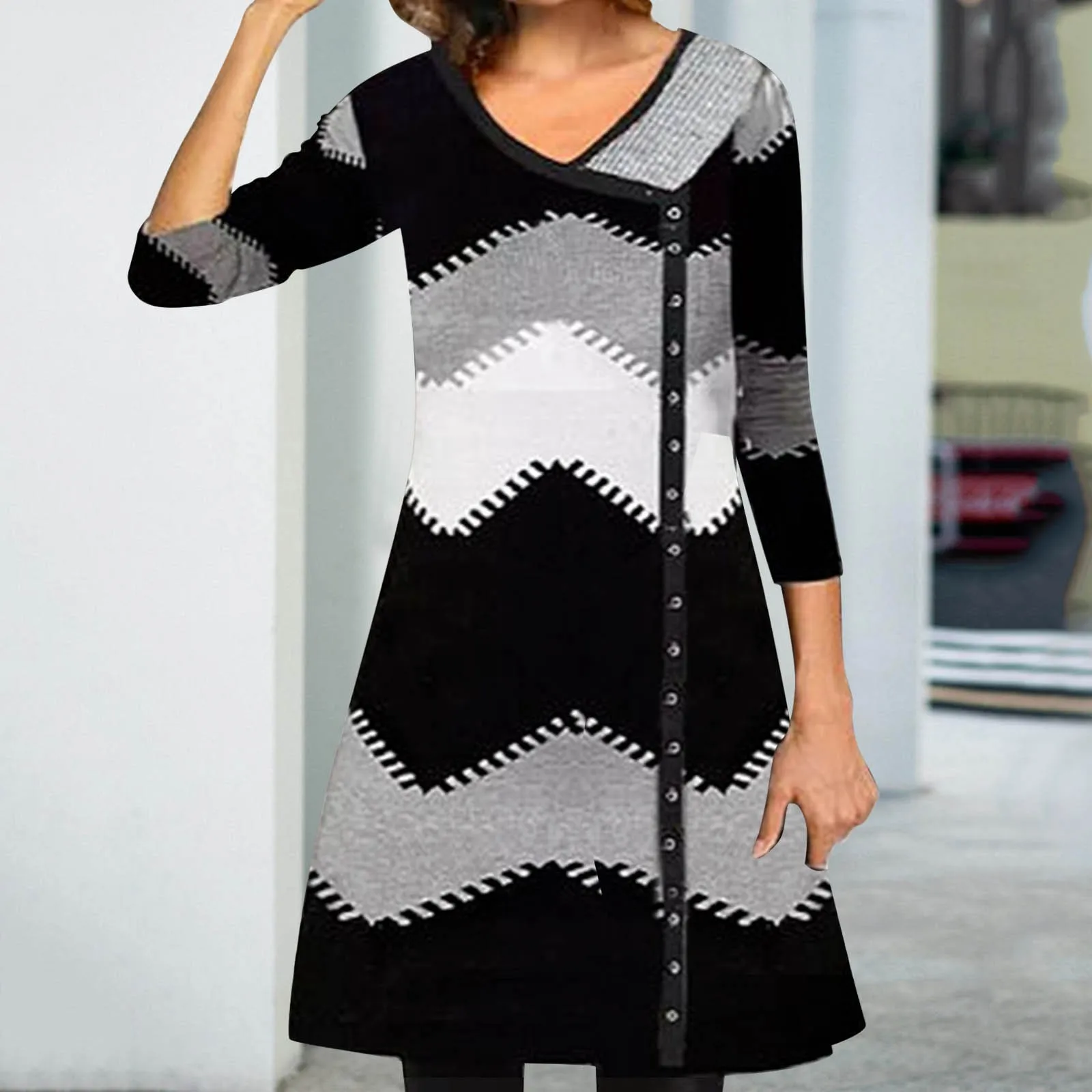 Платье женское зимнее Облегающее с V-образным вырезом и длинным рукавом |