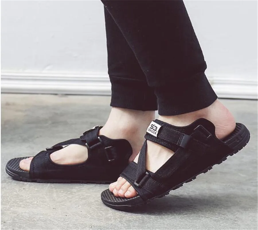 

Sandals Men's New Tide Summer Student Large Size Sports Leisure Vietnam Sandals and slippers Men's Dual Beach Shoes