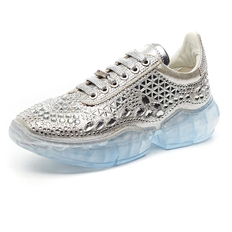 

Женские кроссовки стразы на платформе с кристаллами, осень 2021