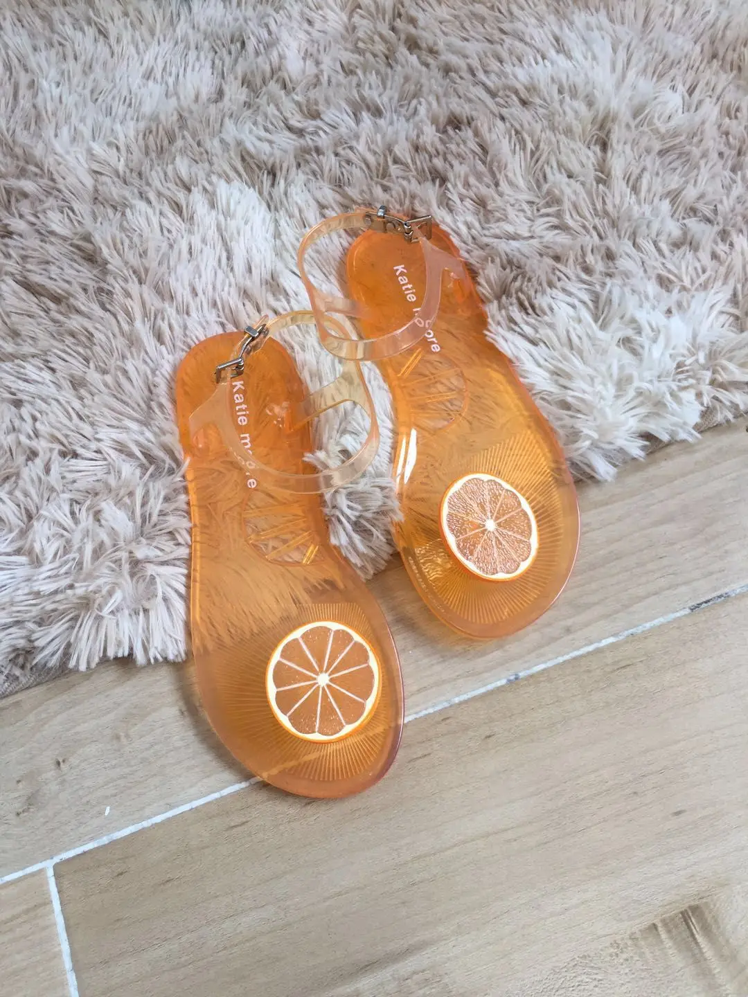 

Spring and summer 2019 clip toe beach clip toe flat sandals