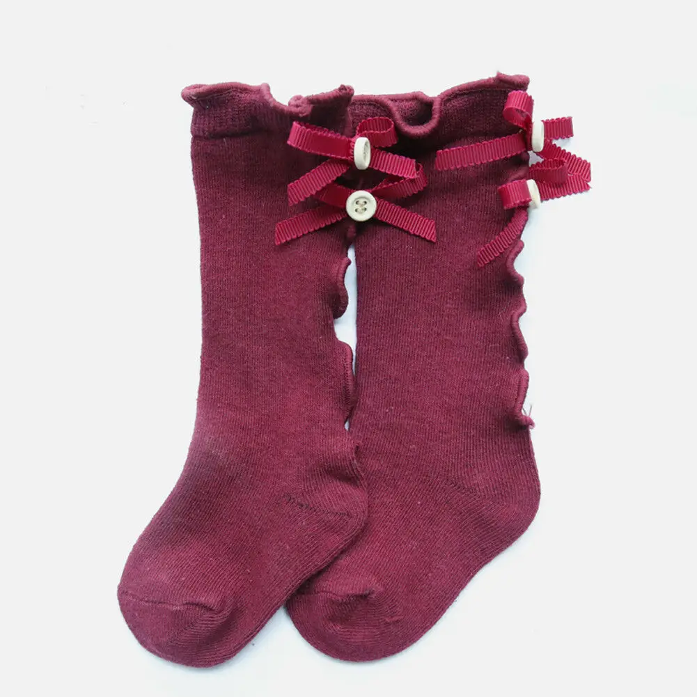 Wine red Лидер продаж; однотонные гольфы до колена с бантом на пуговицах для маленьких девочек; детские школьные чулки; от 1 до 5 лет с оборками - Цвет: Wine red