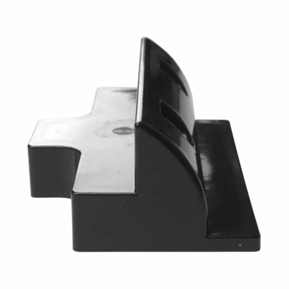 Солнечный модуль панели солнечных батарей удерживающий спойлер крепление