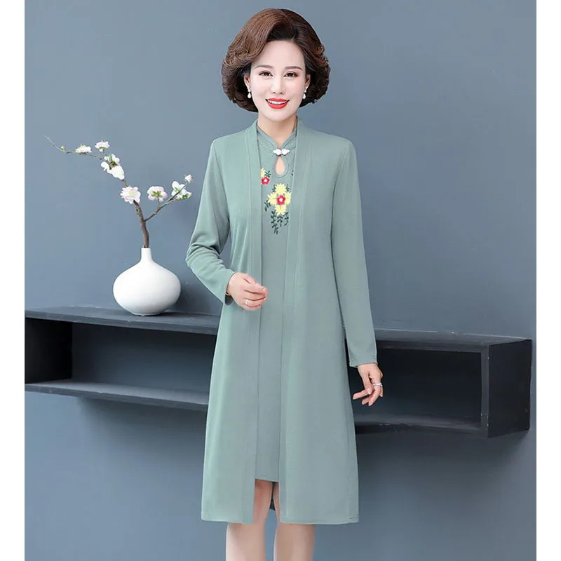 Фото Платье Cheongsam, костюм из двух предметов, весна-осень, элитное элегантное платье, женский комплект с вышивкой среднего возраста, 5XL 2341 №4