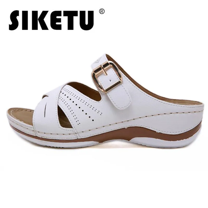 

Босоножки женские из искусственной кожи, без застежки, белые, размер 36-44, для лета, с пряжкой и ремнем, на танкетке