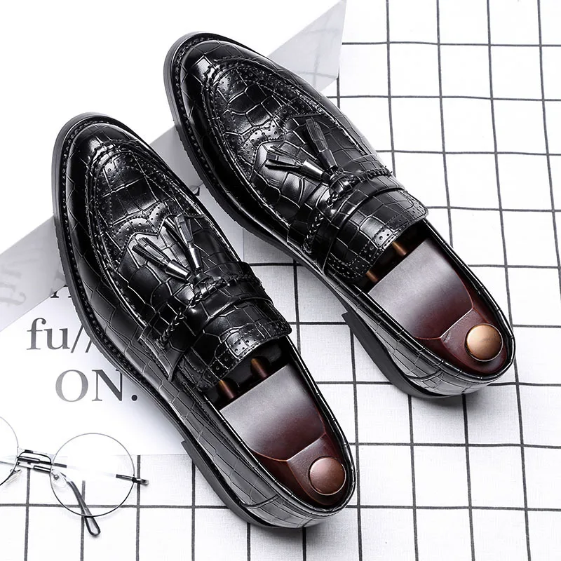 Мужские Кожаные броги без застежки черные винтажные лоферы в британском стиле