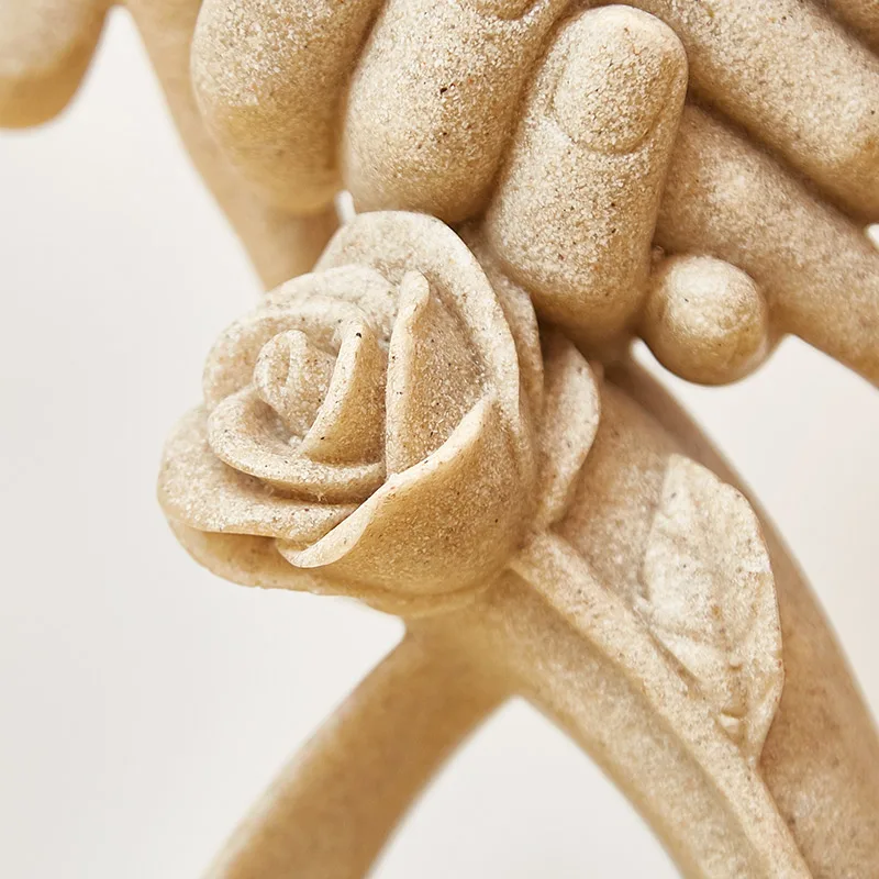 

Environmental protection resin material home decoration accessories selection engagement gifts anniversary ornaments