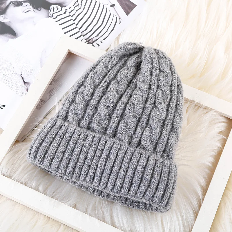 

2020 Fashion Solid Color Knitted Hat Acrylic Beanie Unisex Women Men Wool Warm Elastic Winter Hats Soft Cap Carros