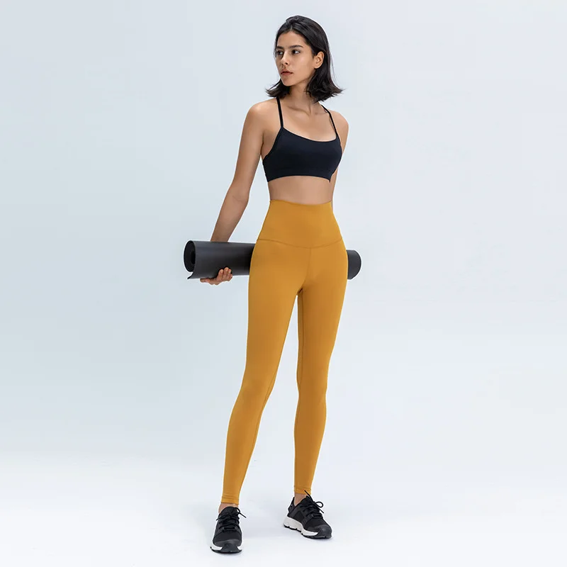 

New high waist hip lifting yoga pants in autumn and winter 2022 with built-in pocket and naked sports fitness Leggings