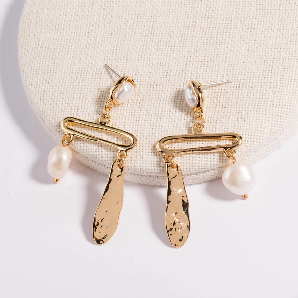 Европейские и американские несимметричные женские серьги капельки из сплава с