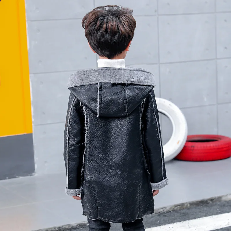Зимняя одежда для мальчиков кожаная детская ветрозащитная верхняя средней длины