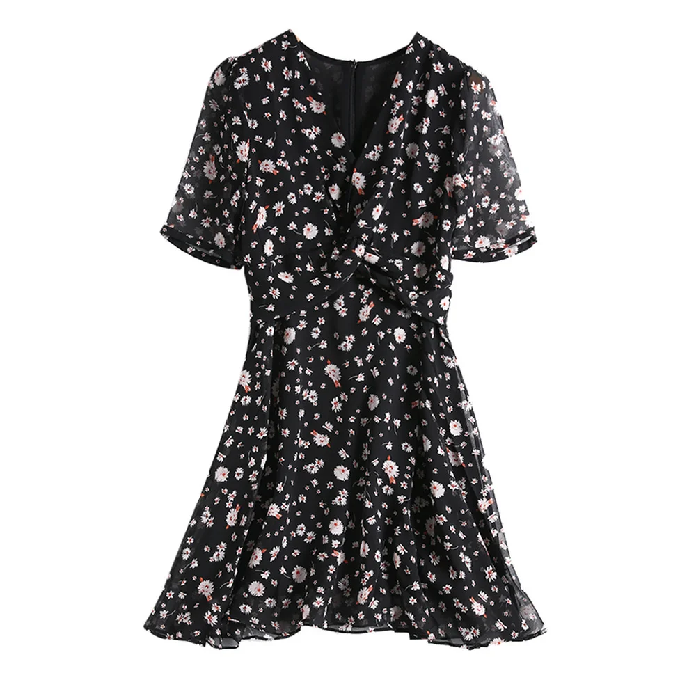 

Little Daisy Print Silk Dress Female Mulberry Silk Shredded Flower V Collar Waist Thin Temperament A Word Skirt 2020 New Model