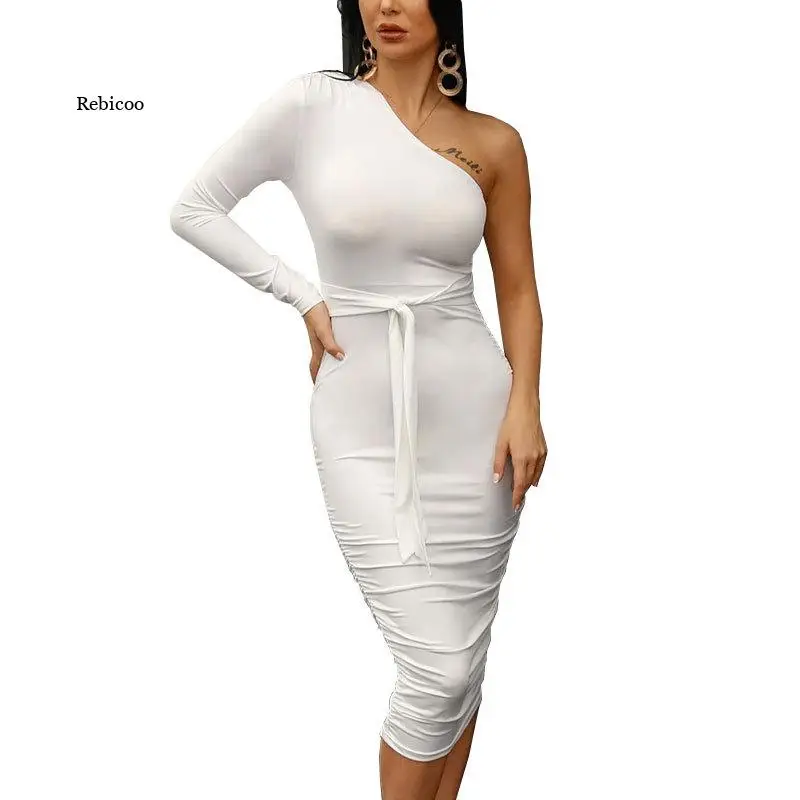 

Women's Temperament Sexy Dressoinclined Shoulder Irregular Lace-Up Long Dress