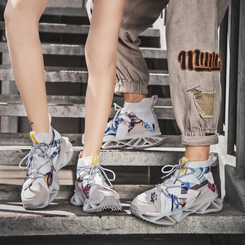 

Men Women High-top Trend Breathable Sports Shoes Lace-up Couples Wear-resistant Cushioning Non-slip Running Shoes