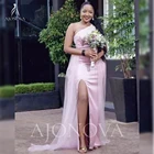 Женское платье с юбкой-годе и разрезом на боку