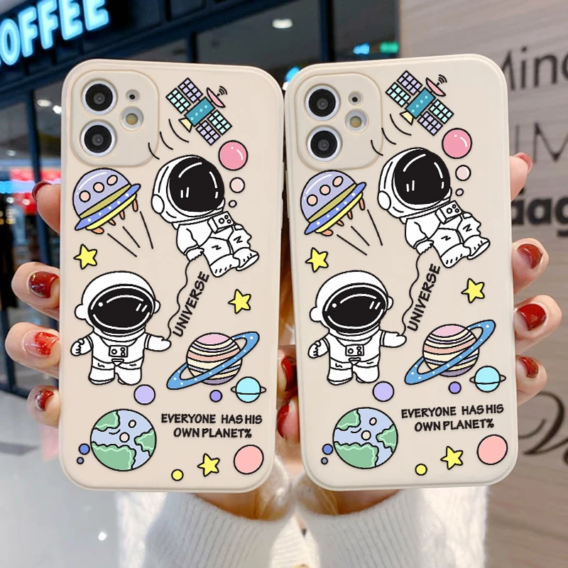 

Cartoon Astronaut Case For iPhone 11 Pro Max 12 Pro Max Soft Capa Case For iPhone 11 12 Mini XS X 7 XR SE 2020 8 6 6S Plus Cover