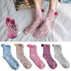 Модные женские зимние носки милый меховой шарик утепленные Мягкие плюшевые носки повседневные носки средней длины домашние носки для сна