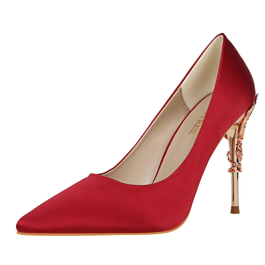 Шелковые атласные красные женские пикантные туфли лодочки на плоской подошве