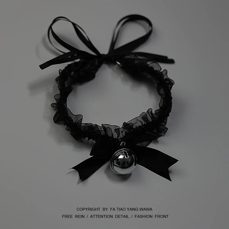 

Lace butterfly bell black collar