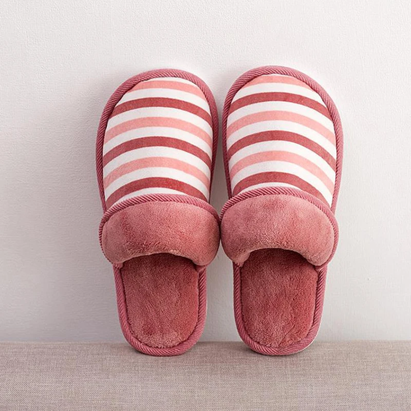 

Plus Size 45/46 Women Indoor Slippers Wam Plush Winter Shoes Woman Men Home Slipper Soft Sole Lovers House Floor Fur Slides