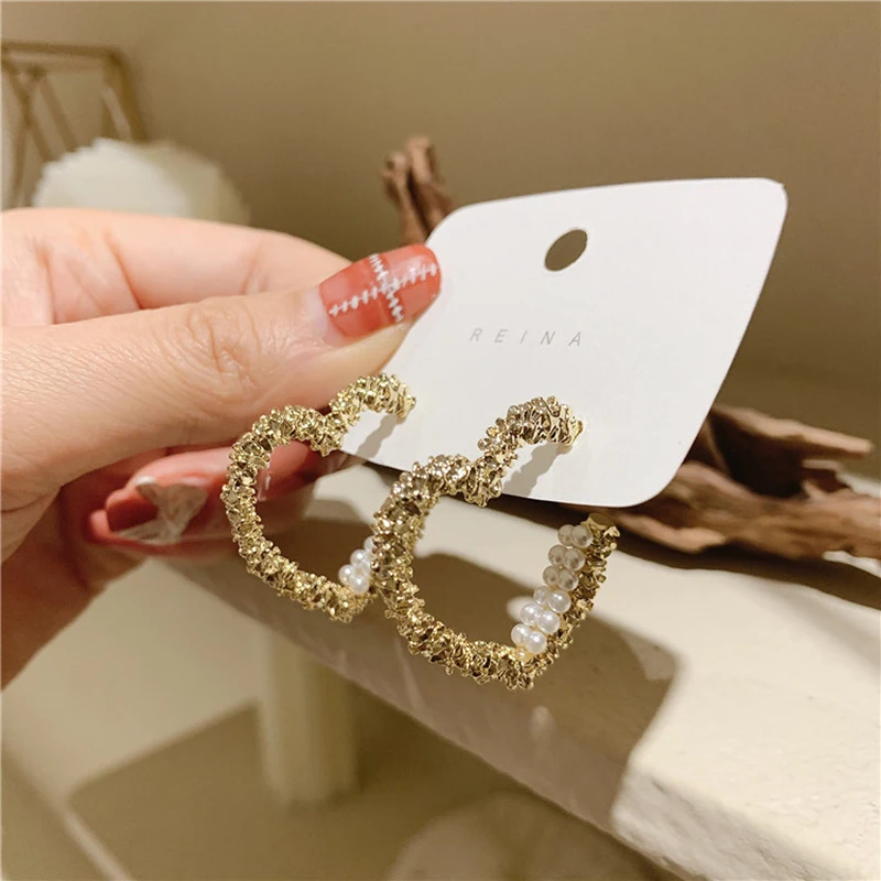 

Retro Pearl Unusual Metal Hollow Out Star Earrings 2021 Trend Fashion Women's Jewelry Accessories Gift To Girlfriend Hoop Cool