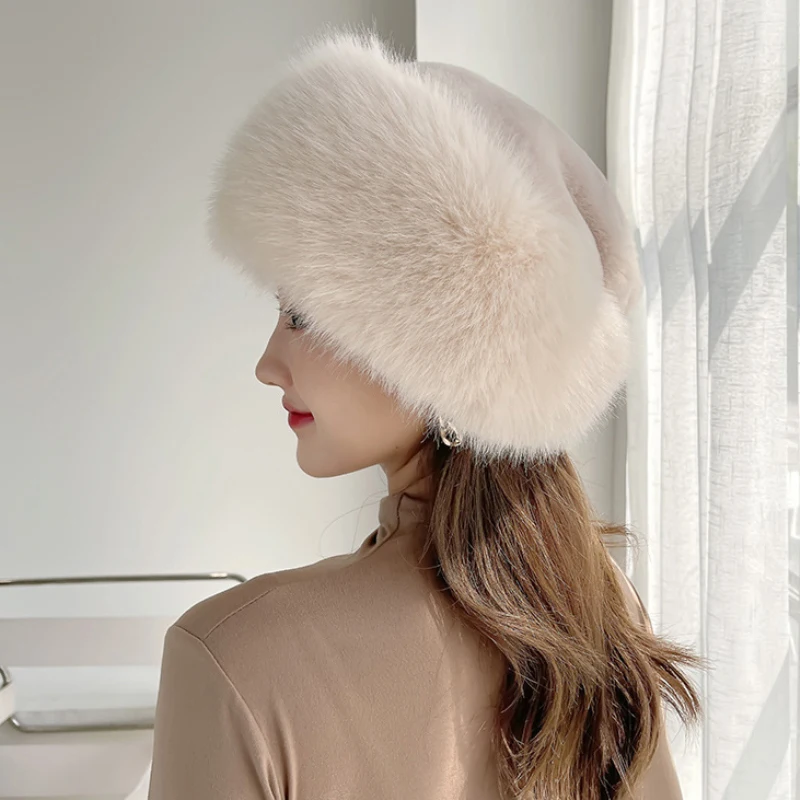 HT4003 Fur Hat Women Warm Snow Ski Cap Female Faux Fox Fur Bomber Hat Lady Windproof Winter Hats for Women Russian Hat Ushanka