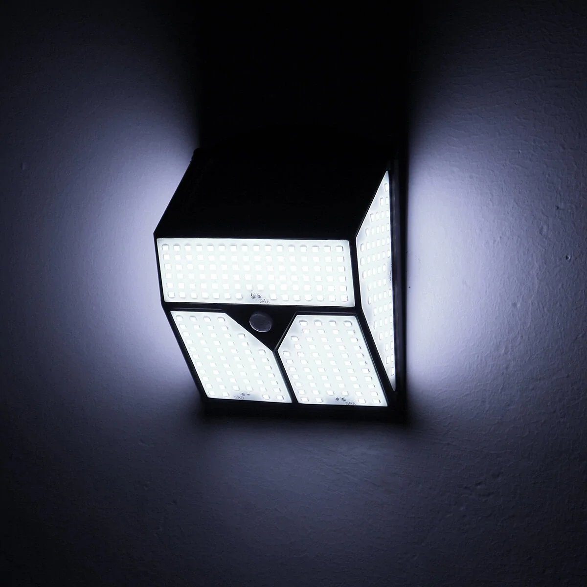 1/2Pcs 436LED Solar Light Infrared Motion Sensor Garden Security Wall | Лампы и освещение