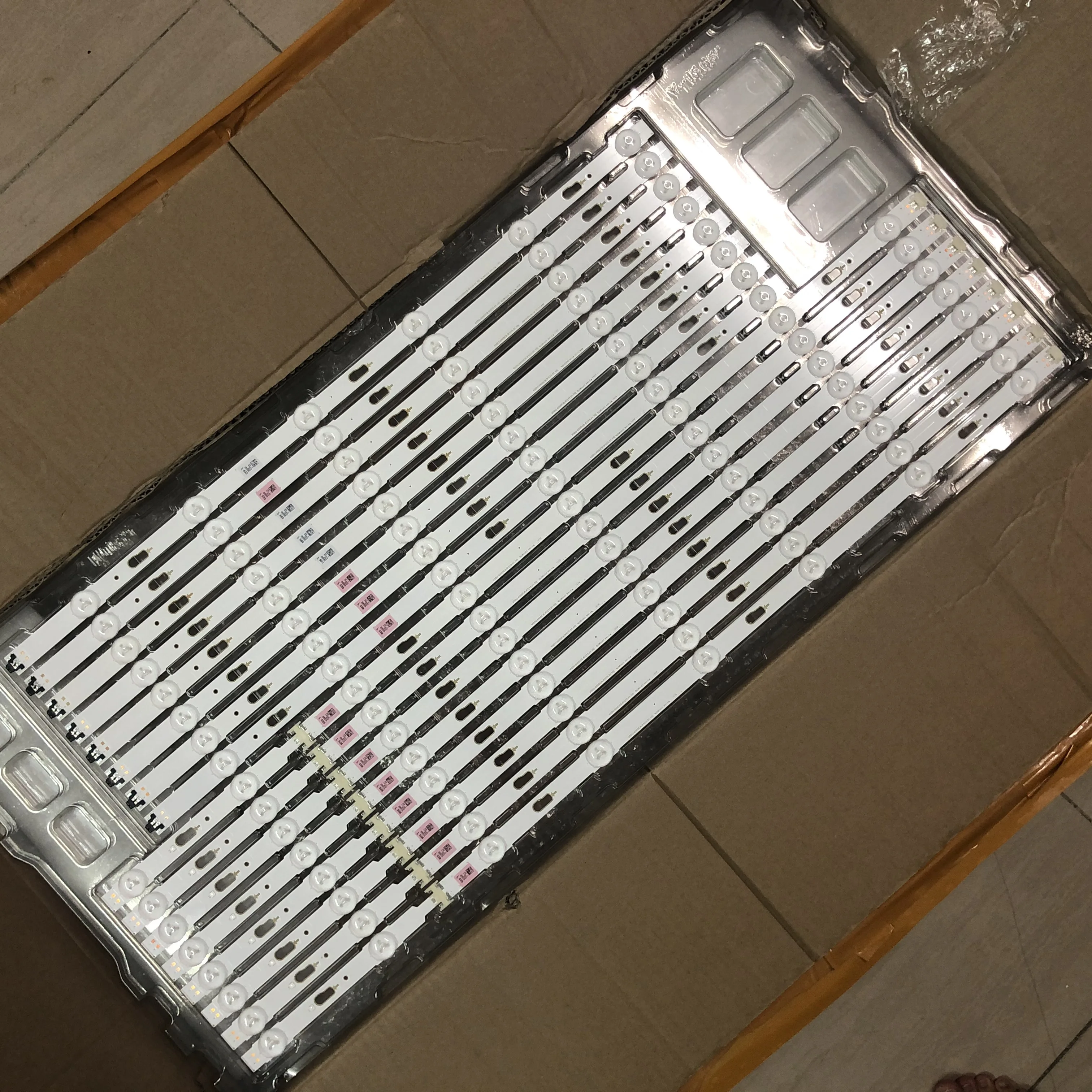16 шт. светодиодная подсветка полосы для Samsung UE65KU6000K V5DU 650DCA R1 650DCB BN96 39667A 39668A S_5U75_65_FL_L8