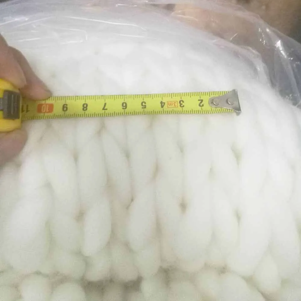 Крупное вязаное одеяло ультраплюшевое декоративное объемное королевская